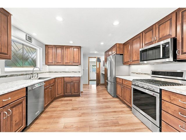 1843 Jewel Dr, Longmont, CO 80501
