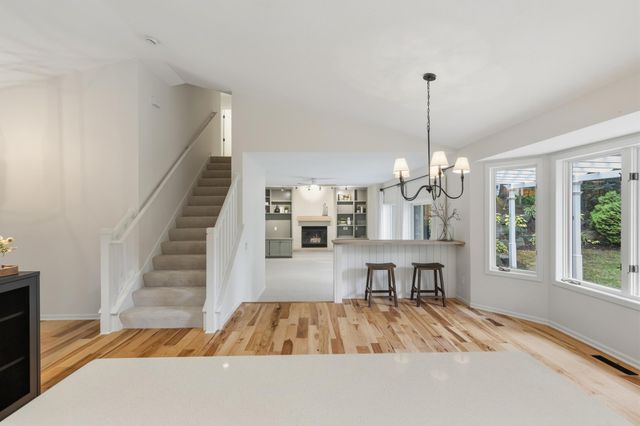 14964 River Oak Place, Savage, MN 55378