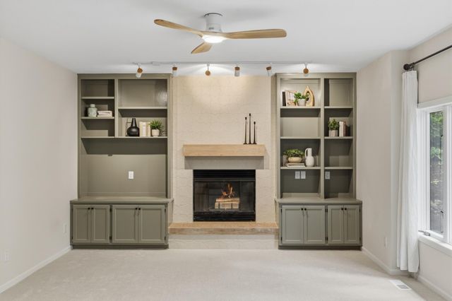 14964 River Oak Place, Savage, MN 55378