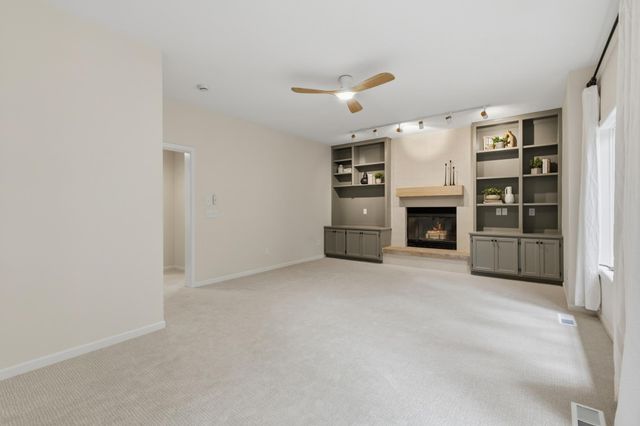 14964 River Oak Place, Savage, MN 55378