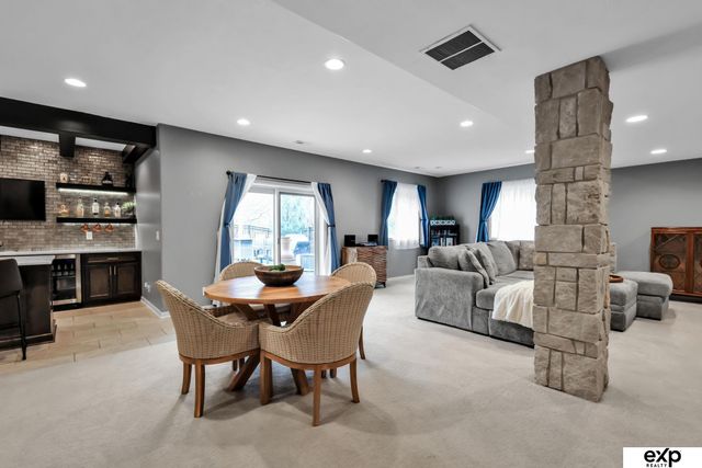 2107 S 197 Street, Omaha, NE 68130