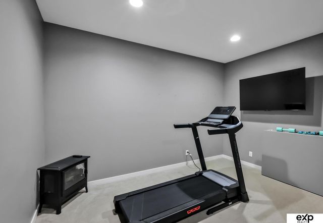 2107 S 197 Street, Omaha, NE 68130