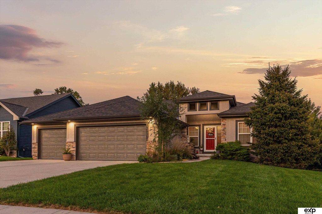2107 S 197 Street, Omaha, NE 68130