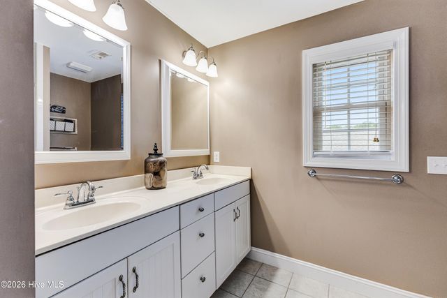 163 NW 6th Street, Oak Island, NC 28465