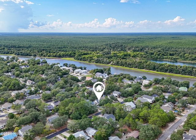 163 NW 6th Street, Oak Island, NC 28465