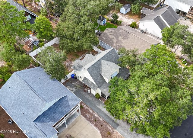 163 NW 6th Street, Oak Island, NC 28465