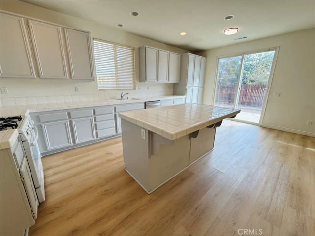 14607 Grouse Rd., Victorville, CA 92394