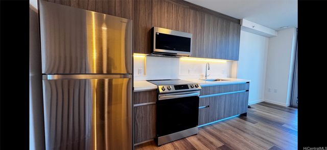 1500 Rycroft Street 2008R, Honolulu, HI 96814