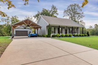 135 River Forge Rd, Manchester, TN 37355