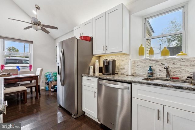 804 WINDER DR, Bristol, PA 19007