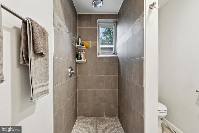 804 WINDER DR, Bristol, PA 19007