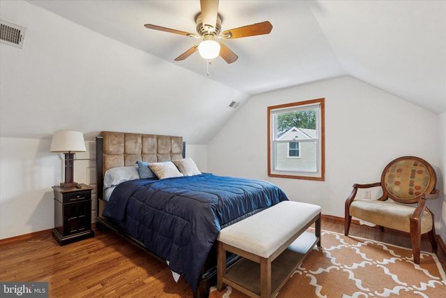 804 WINDER DR, Bristol, PA 19007