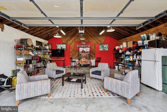 804 WINDER DR, Bristol, PA 19007