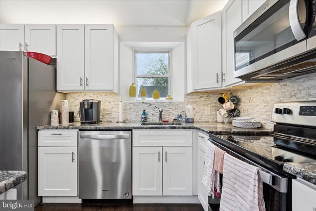 804 WINDER DR, Bristol, PA 19007