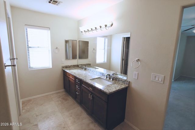 1250 S PALM Street, Gilbert, AZ 85296