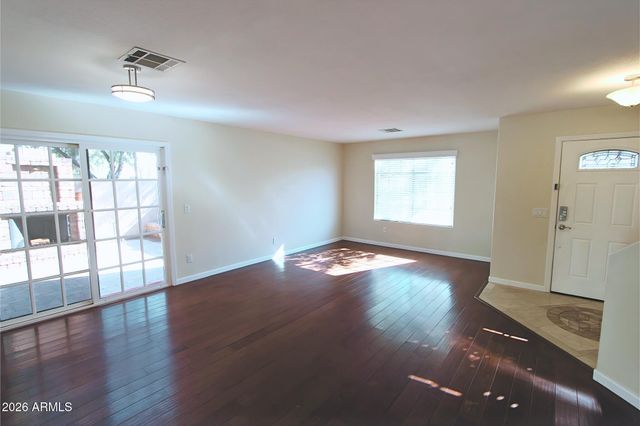 1250 S PALM Street, Gilbert, AZ 85296