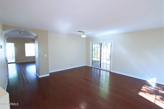 1250 S PALM Street, Gilbert, AZ 85296