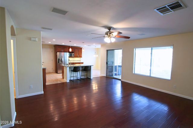 1250 S PALM Street, Gilbert, AZ 85296