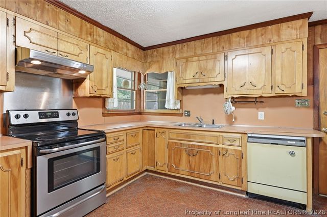 3130 Bancroft Avenue, Fayetteville, NC 28301