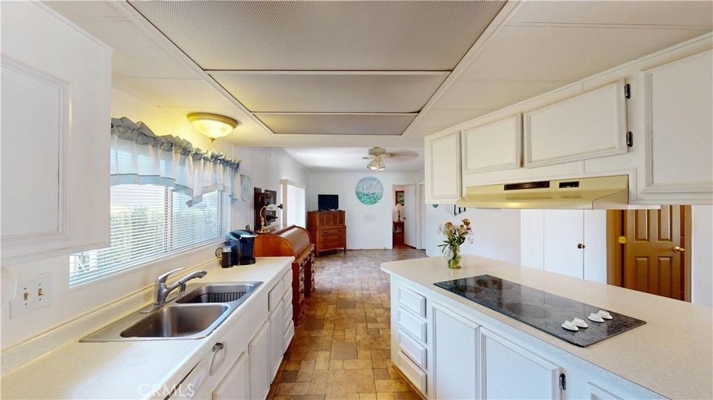 Image 9 of property listing at 24001 Muirlands Boulevard 246, Lake Forest, CA 92630