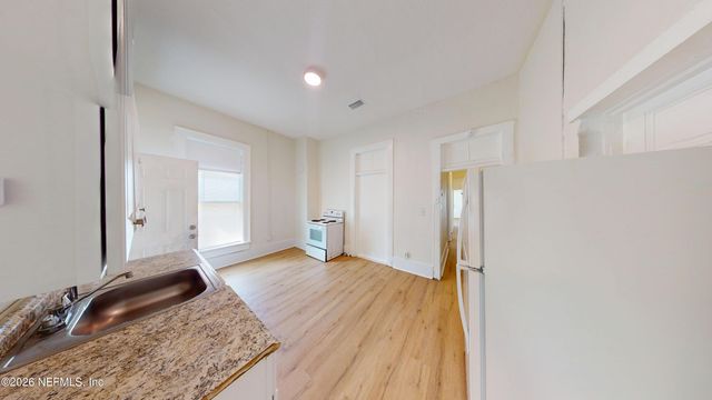 2324 MONCRIEF Road 2324, Jacksonville, FL 32209