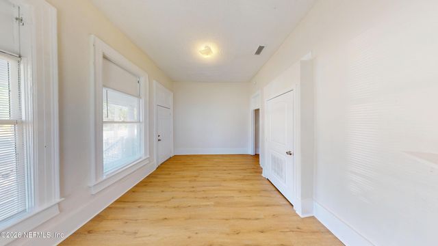 2324 MONCRIEF Road 2324, Jacksonville, FL 32209