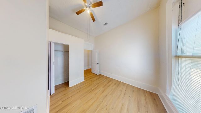 2324 MONCRIEF Road 2324, Jacksonville, FL 32209