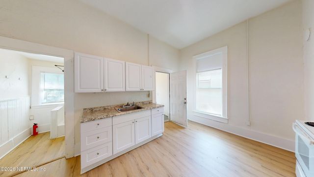 2324 MONCRIEF Road 2324, Jacksonville, FL 32209