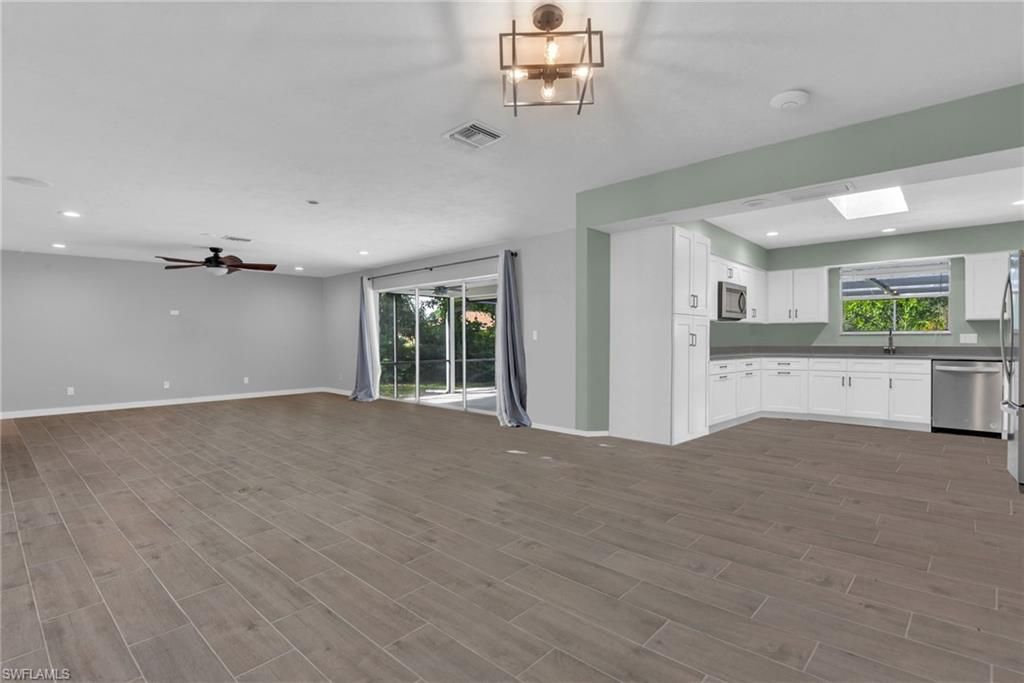 920 Altadena DR, FORT MYERS, FL 33919 — photo 3