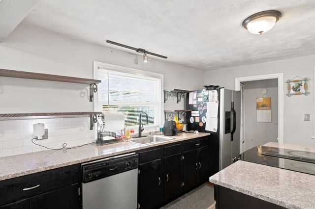 75 Nahant St, Lynn, MA 01902