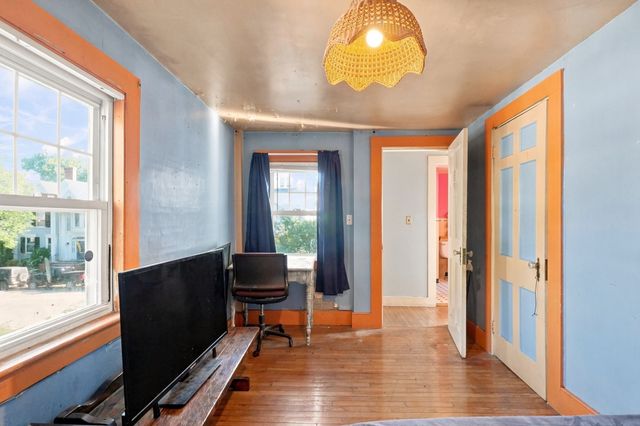 75 Nahant St, Lynn, MA 01902