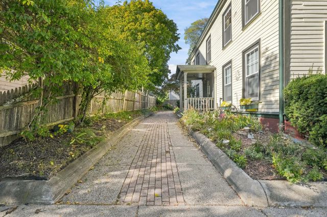 75 Nahant St, Lynn, MA 01902