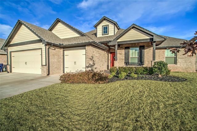 708 Bison Crossing Drive, Yukon, OK 73099