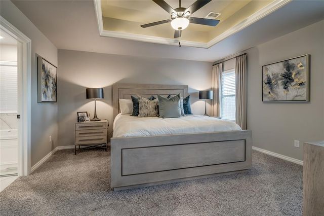 708 Bison Crossing Drive, Yukon, OK 73099