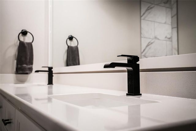 708 Bison Crossing Drive, Yukon, OK 73099