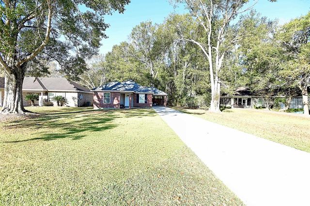 160 Marina Dr, Gibson, LA 70356