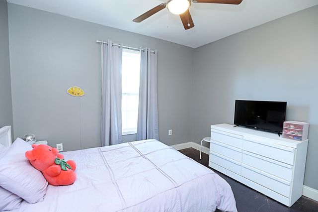 160 Marina Dr, Gibson, LA 70356