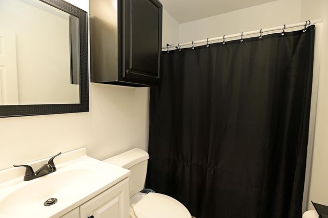 160 Marina Dr, Gibson, LA 70356