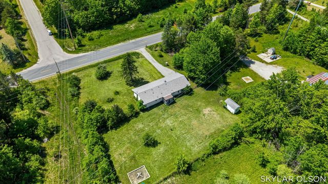 4988 S Brooks Road, Fruitport, MI 49415