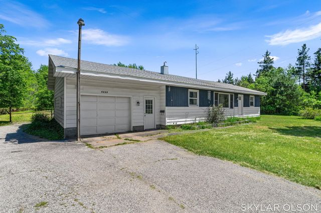 4988 S Brooks Road, Fruitport, MI 49415