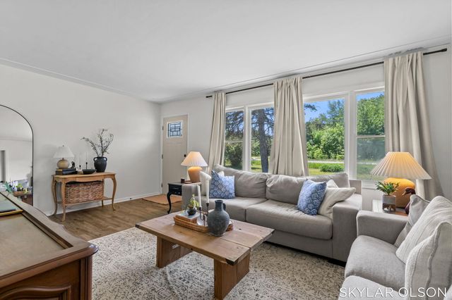 4988 S Brooks Road, Fruitport, MI 49415