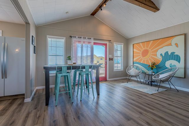 402 Seashell Drive, Surfside Beach, TX 77541