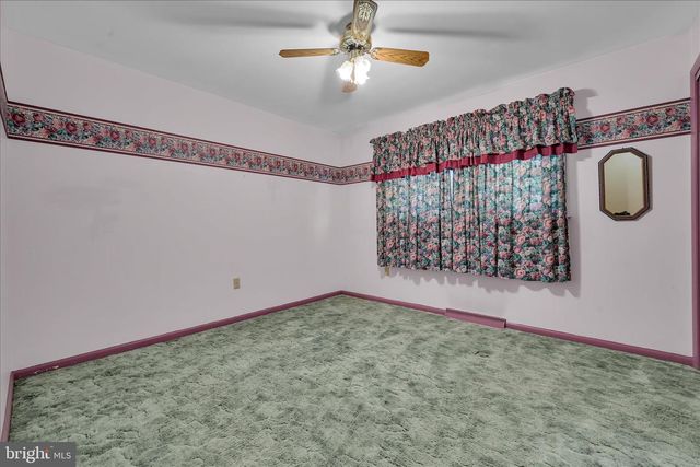 1390 POTTSVILLE PIKE, Shoemakersville, PA 19555