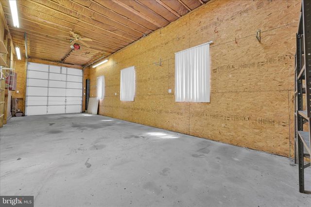 1390 POTTSVILLE PIKE, Shoemakersville, PA 19555