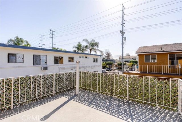 13015 Vanowen Street 10, North Hollywood (los Angeles), CA 91605
