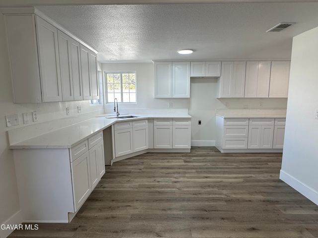 9509 Village Parkway, California City, CA 93505