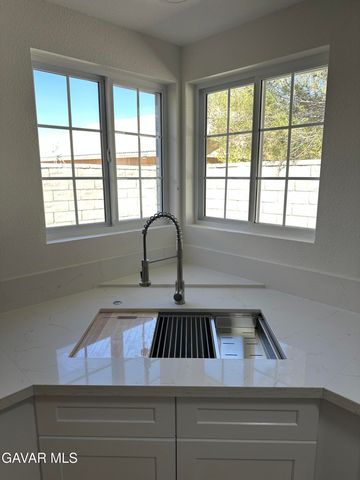 9509 Village Parkway, California City, CA 93505