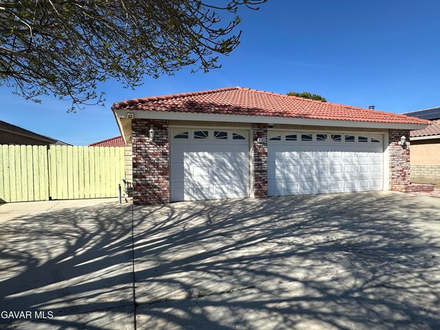 9509 Village Parkway, California City, CA 93505