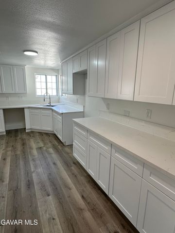 9509 Village Parkway, California City, CA 93505