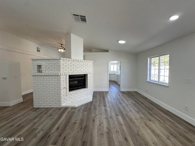 9509 Village Parkway, California City, CA 93505